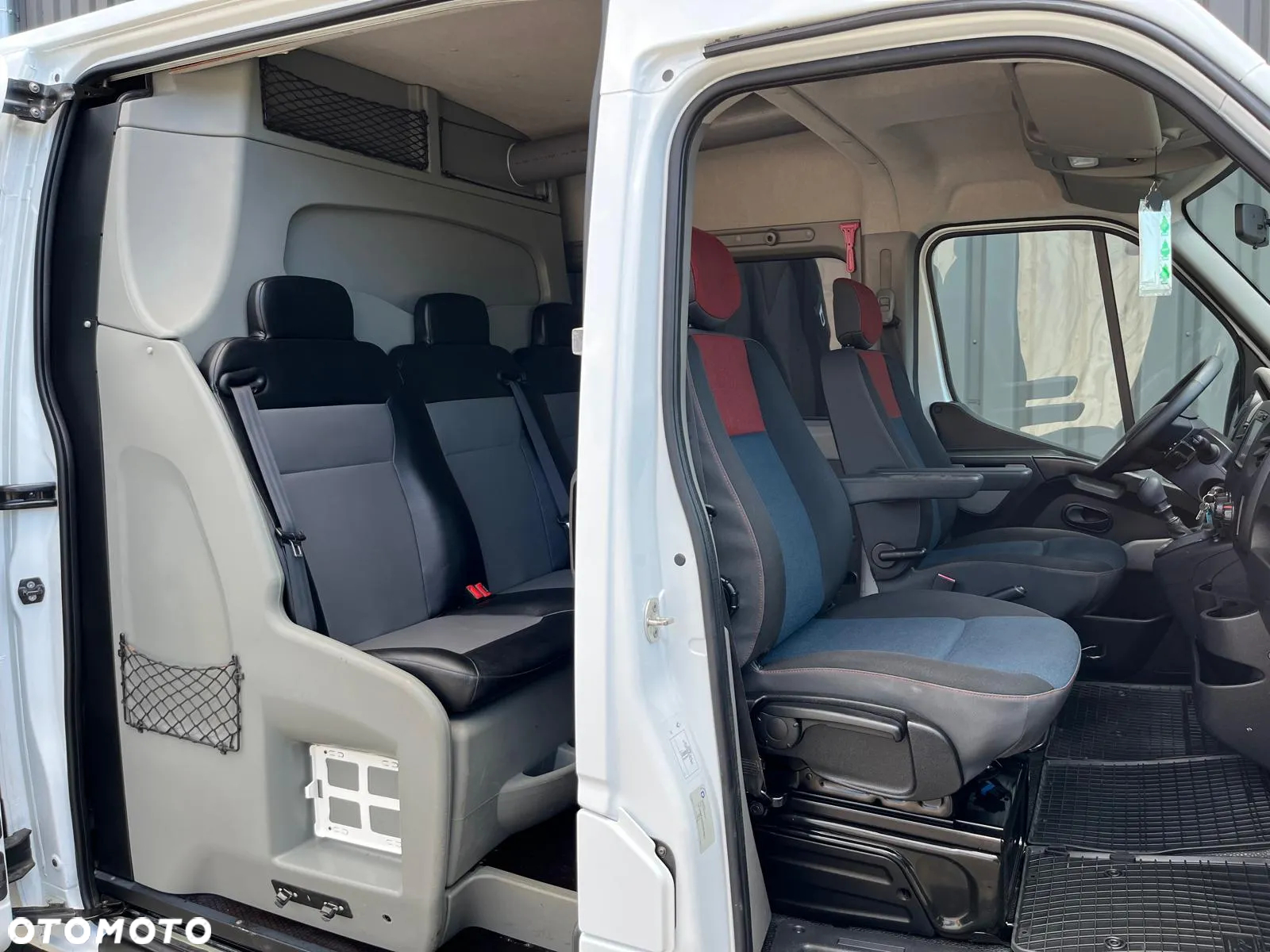 Renault Master - 18