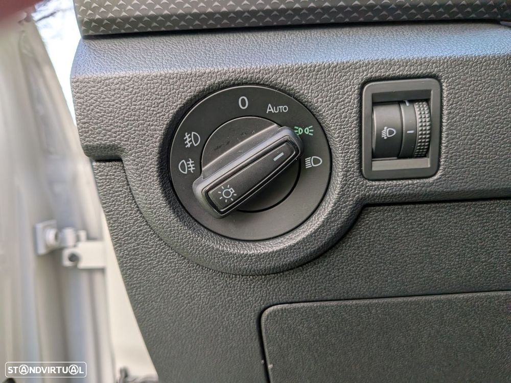 VW T-Cross 1.0 TSI Life DSG - 18