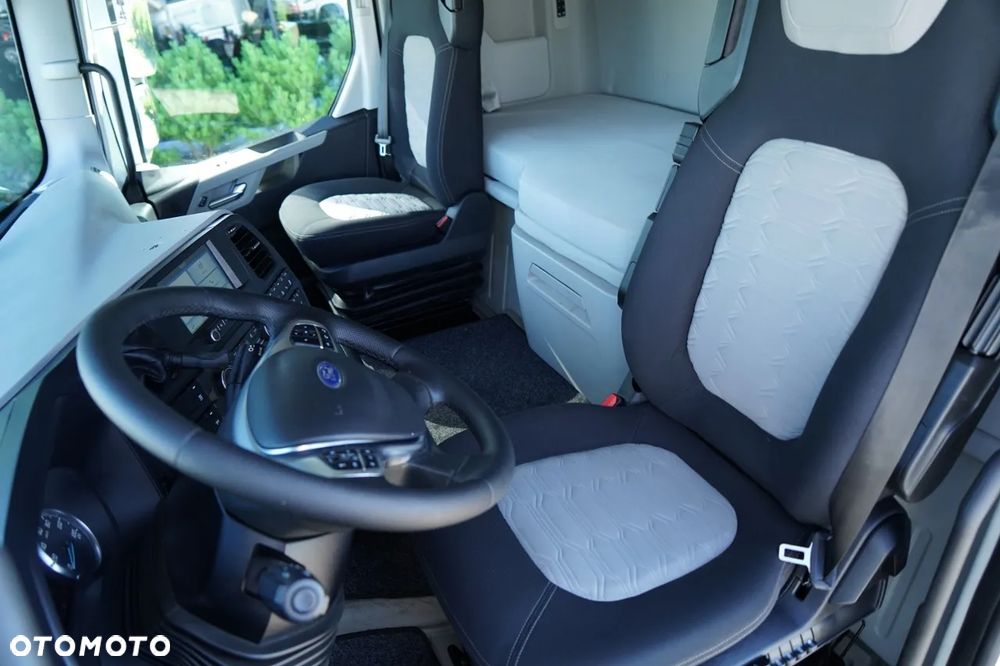 Ford F-MAX 500 / KLIMA POSTOJOWA /  EURO 6 - 25