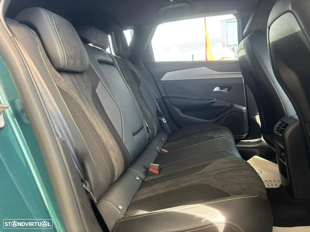 Peugeot 308 SW 1.5 BlueHDi GT EAT8 - 38