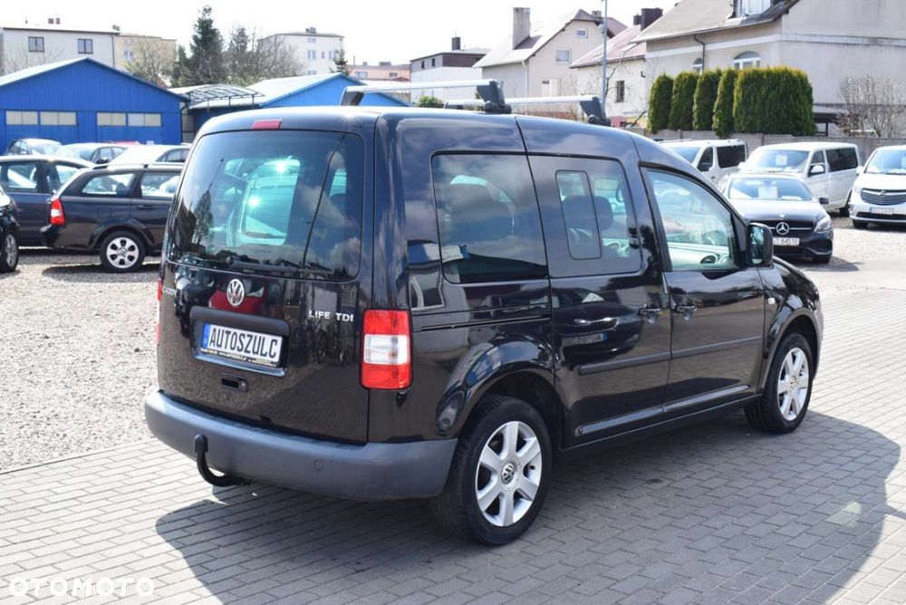 Volkswagen Caddy - 10
