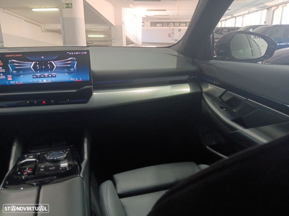 BMW 530 e Pack Desportivo M - 24