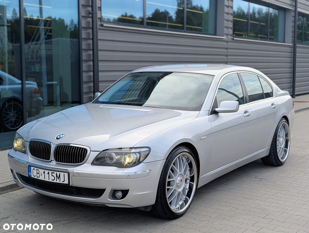 BMW Seria 7 740i - 1