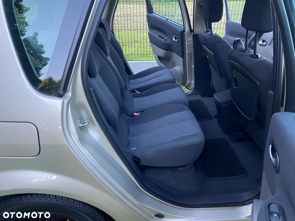 Renault Scenic 1.6 16V Authentique - 29
