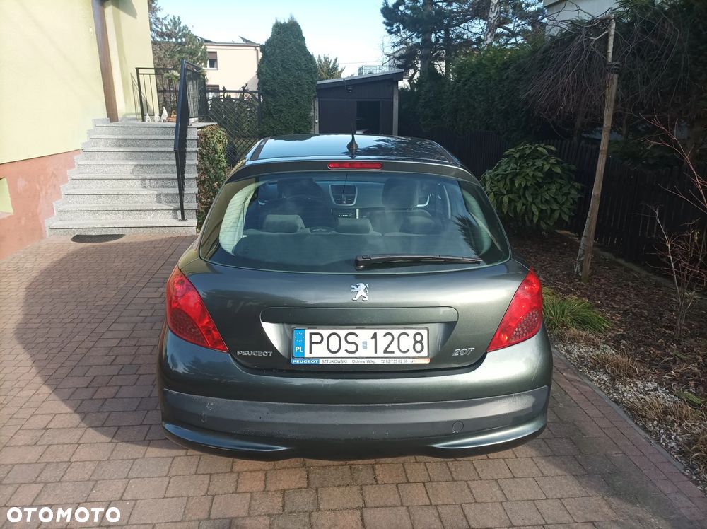Peugeot 207 - 3
