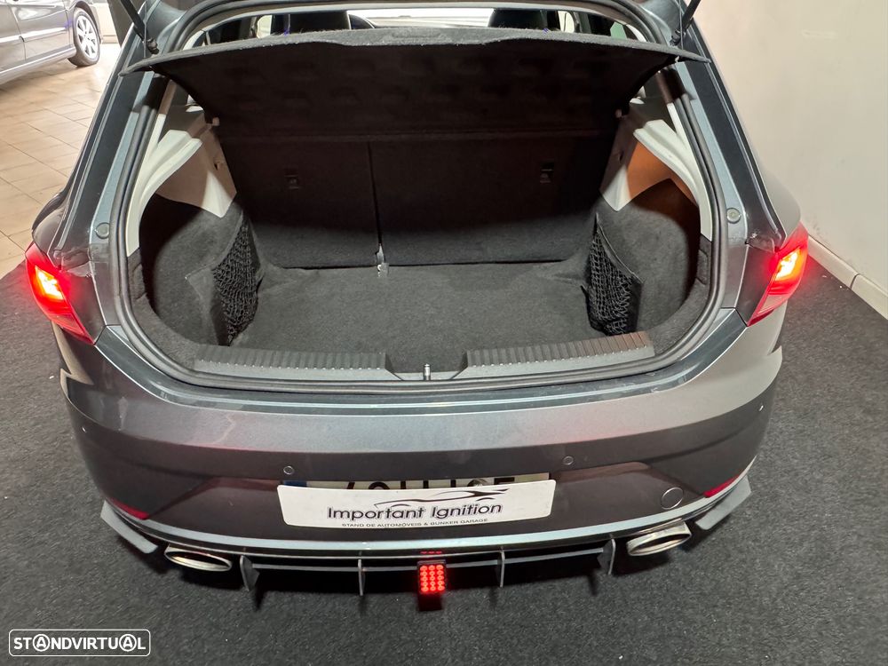SEAT Leon 1.6 TDI Style Ecomotive - 10