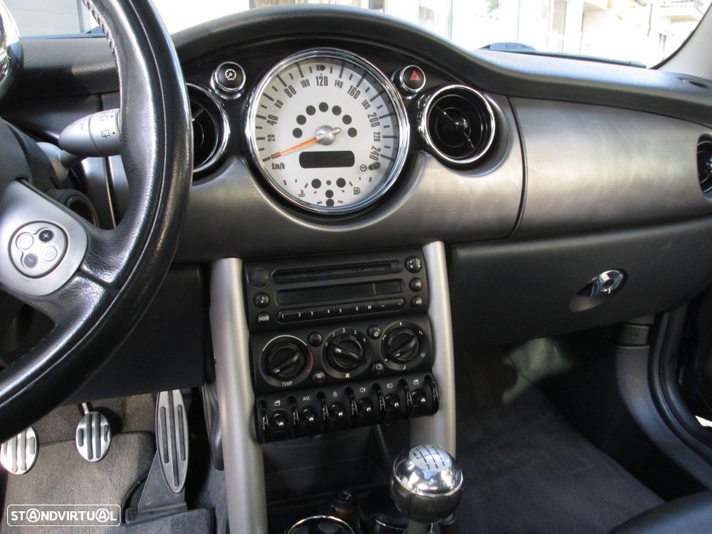 MINI 3 Portas Cooper S - 32