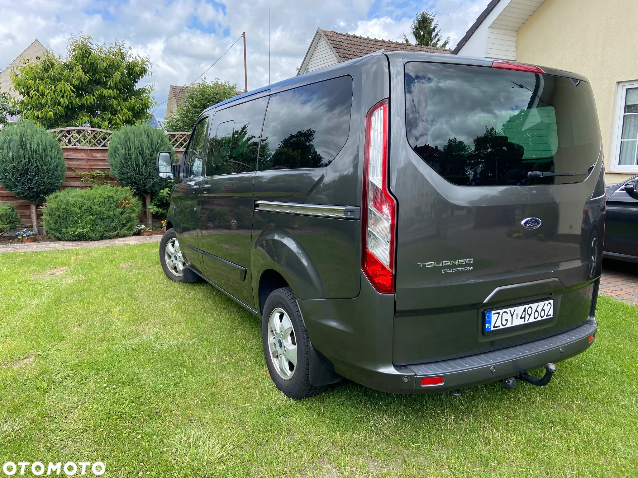 Ford Tourneo Custom 2.0 EcoBlue L2 Trend - 3