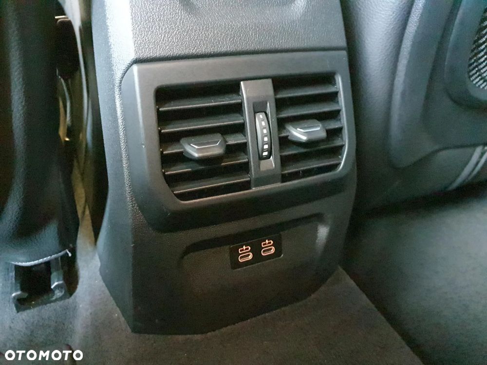 BMW Seria 2 218i M Sport - 23