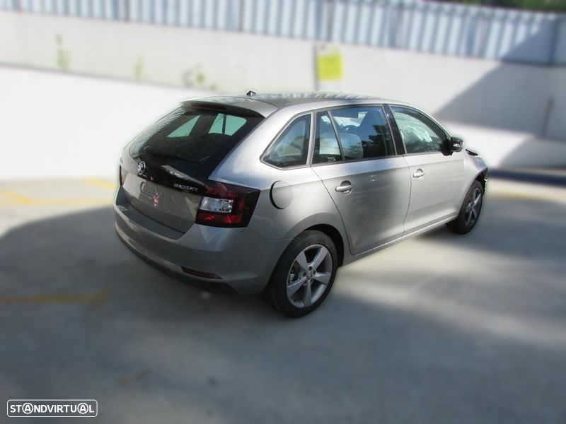 Skoda Favorit 1.2 i (89cv) de 2016 - Peças Usadas (5643) - 3