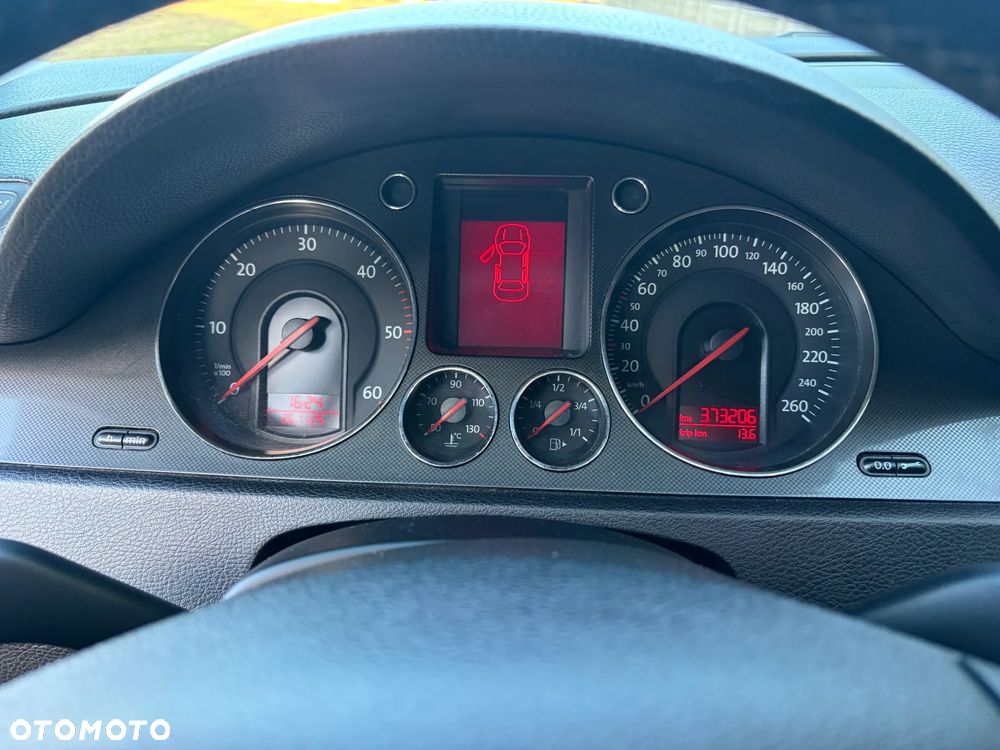 Volkswagen Passat 1.9 TDI Trendline - 5