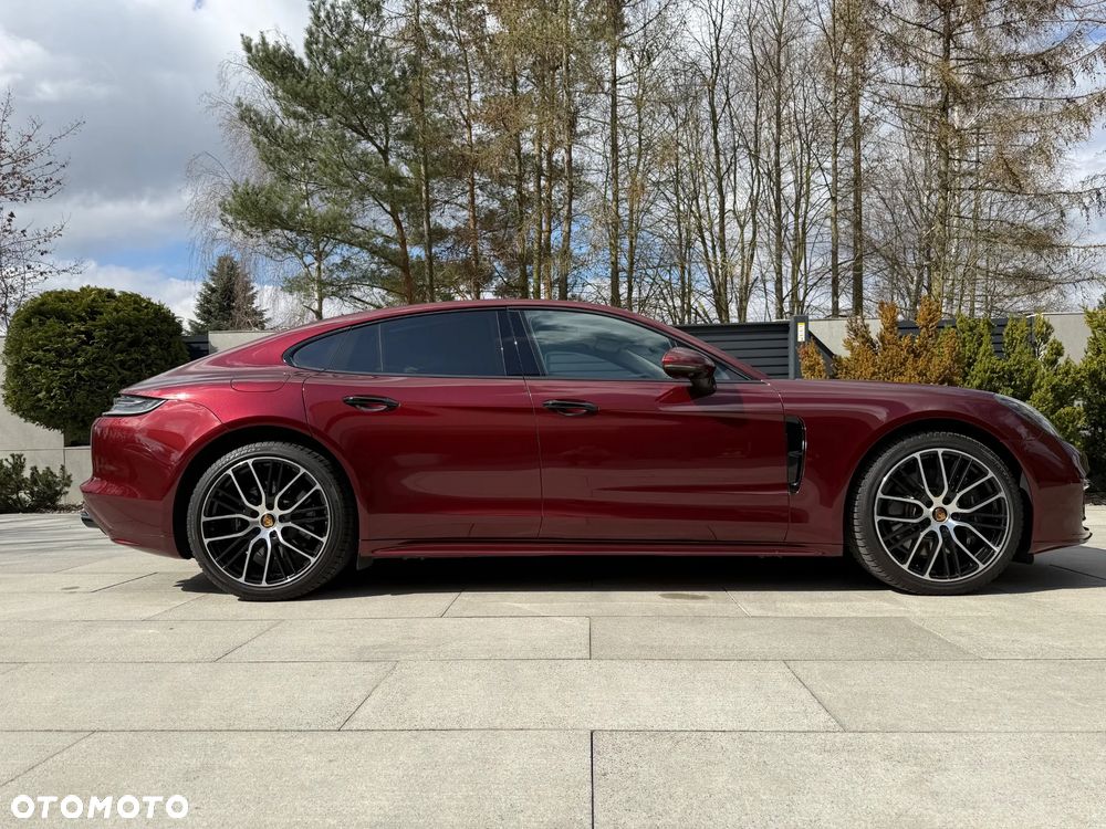 Porsche Panamera 4 E-Hybrid Platinum Edition - 3