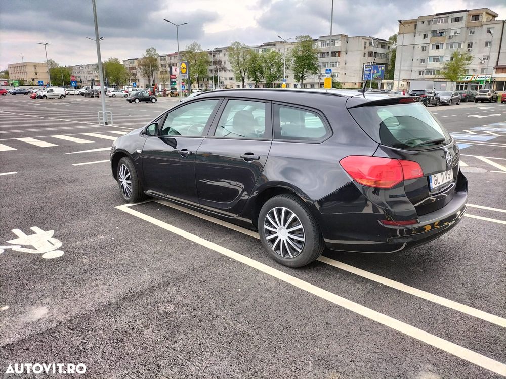 Opel Astra 1.7 CDTI DPF ecoFLEX Start/Stop 150 Jahre - 4