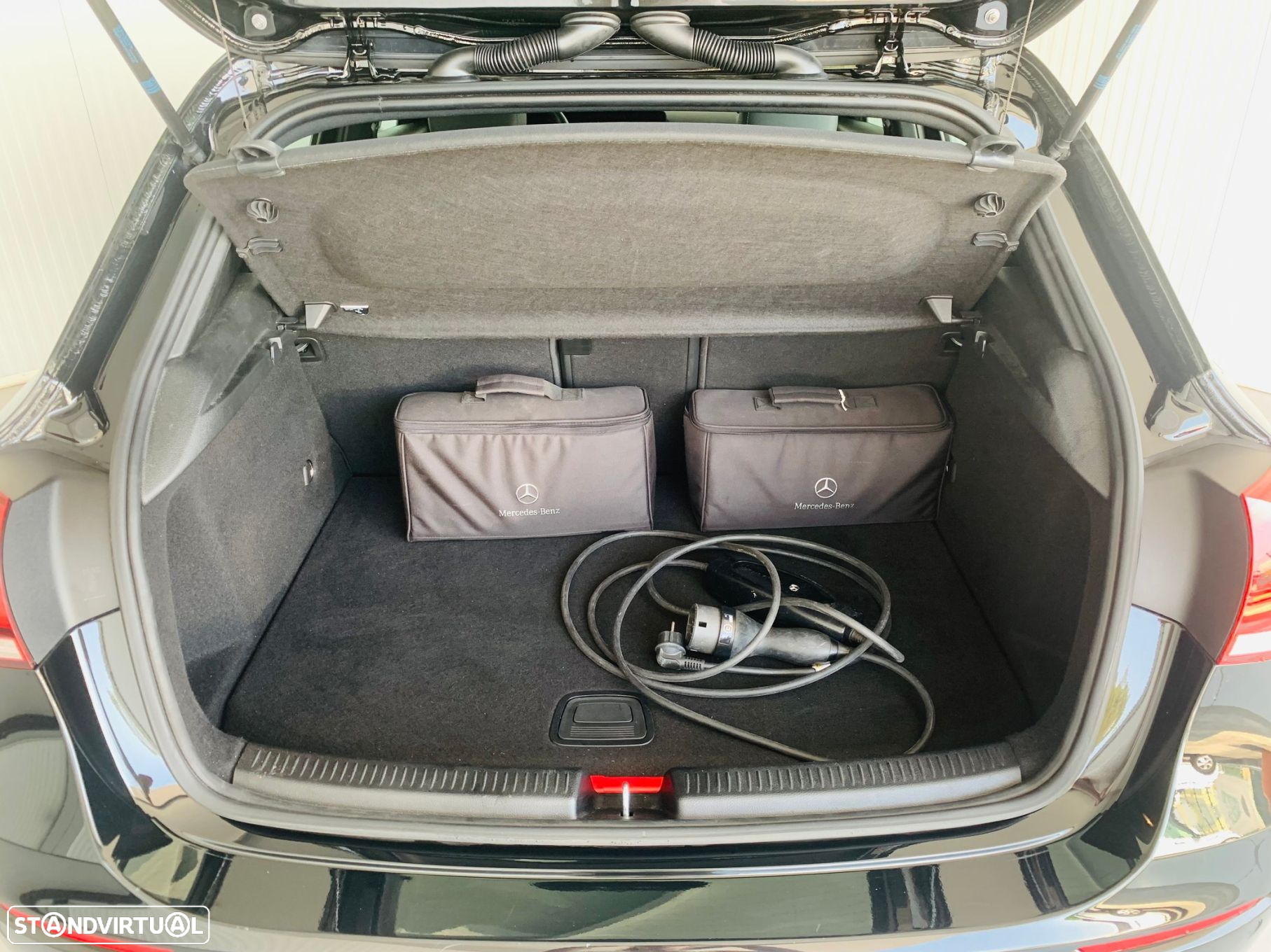 Mercedes-Benz A 250 e Progressive - 35