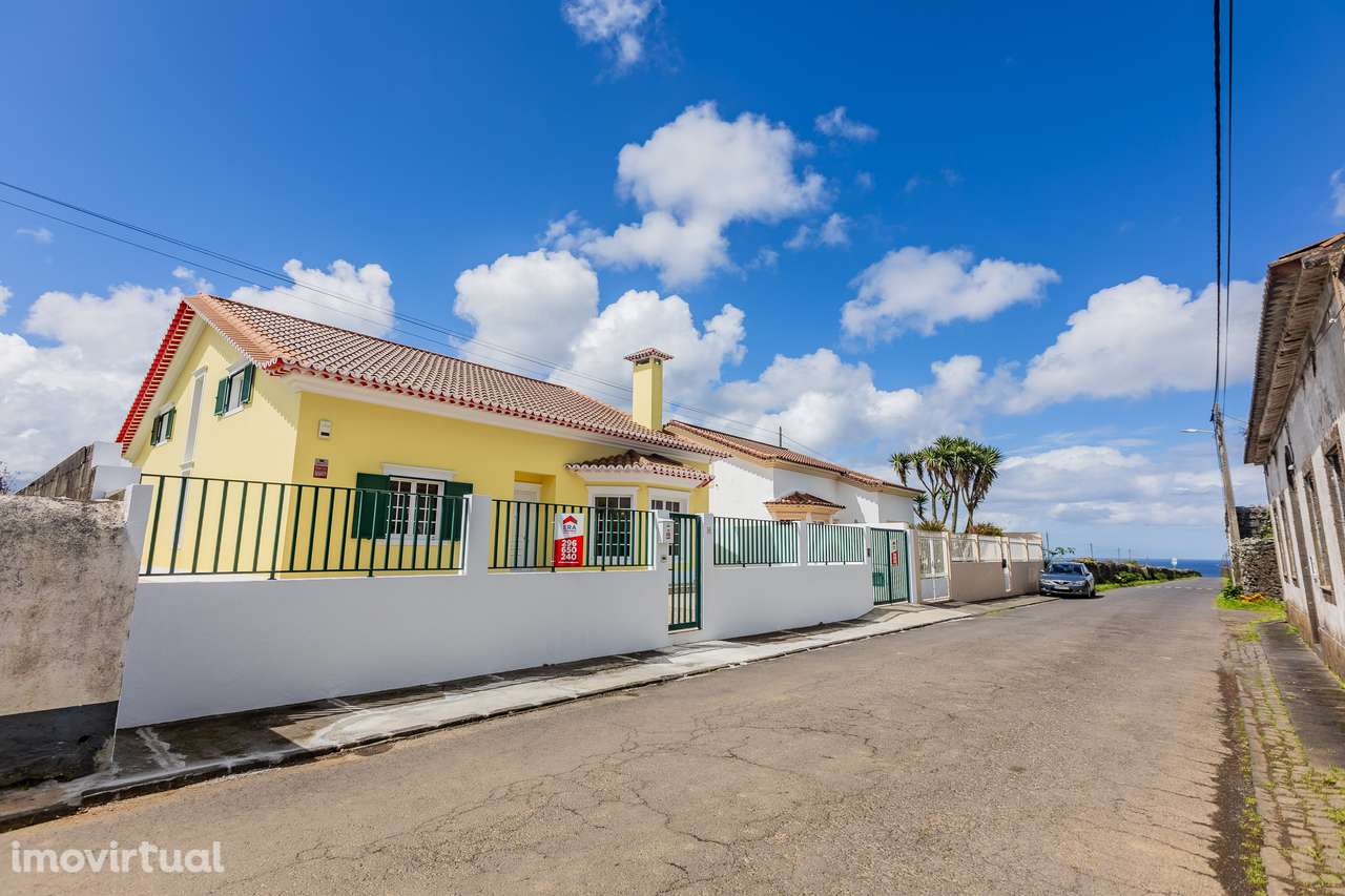 Moradia Isolada - T4 - Grande imagem: 2/16