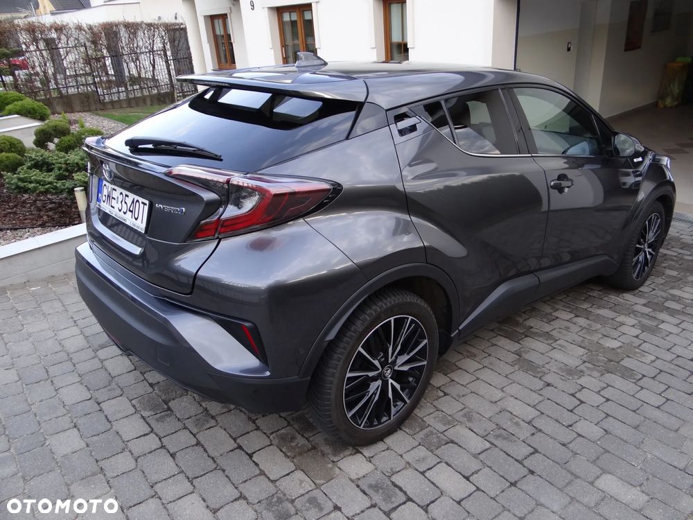 Toyota C-HR - 4