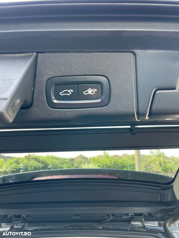 Volvo XC 60 B4 MHEV Inscription - 5