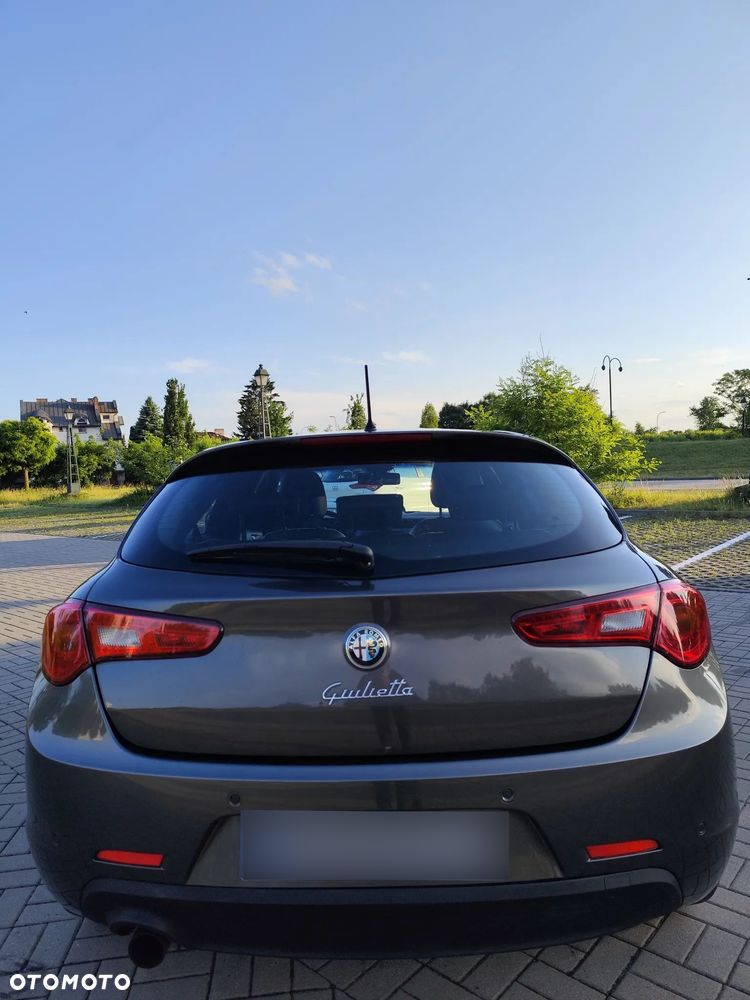Alfa Romeo Giulietta 1.4 TB MultiAir Distinctive - 6