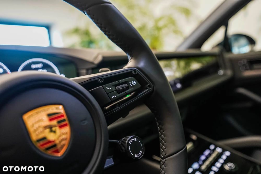 Porsche Cayenne Standard - 20