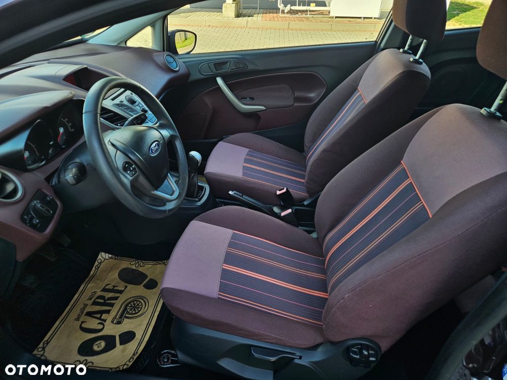 Ford Fiesta 1.25 Champions Edition - 12