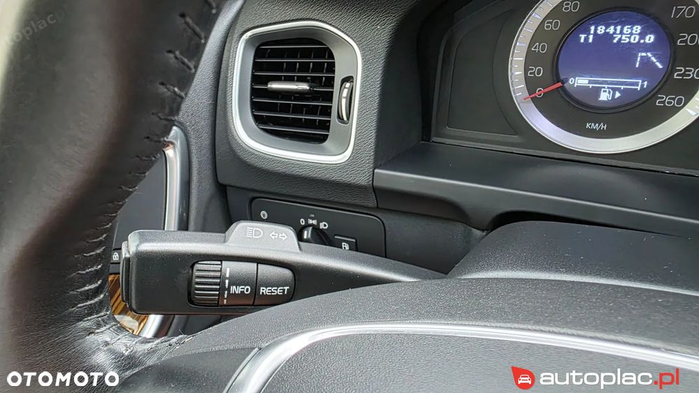 Volvo S60 2.0T Momentum - 17