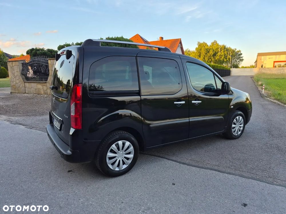 Peugeot Partner HDi FAP 110 Premium - 11