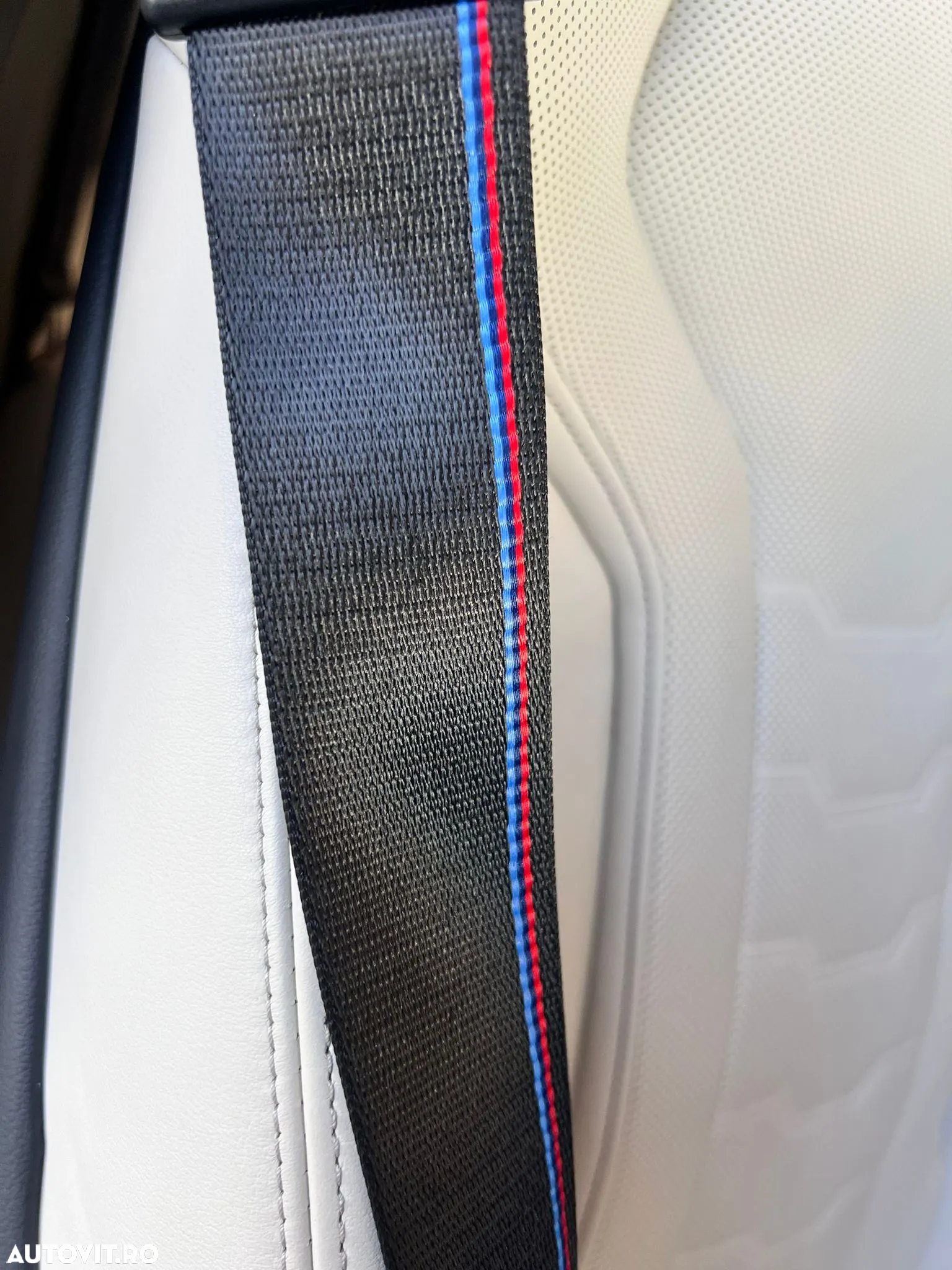 BMW Seria 8 - 10