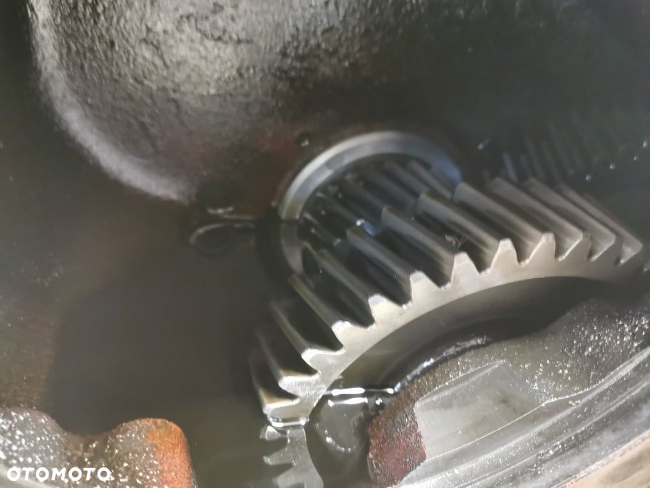 Skrzynia biegów Merlo P 32.12 - 8