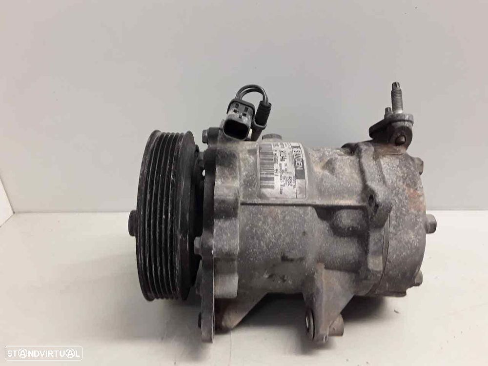 COMPRESSOR DE AR CONDICIONADO CHRYSLER JEEP CHEROKEE KJ - 1