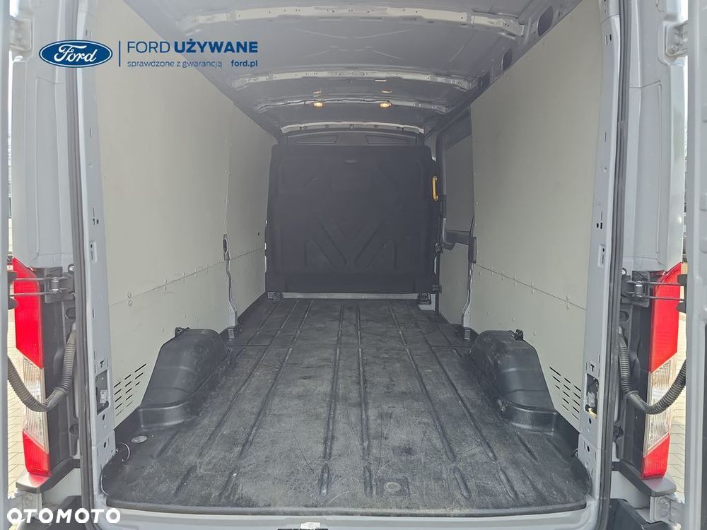 Ford Transit - 9