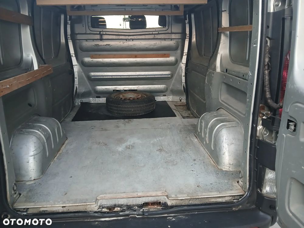 Opel Vivaro - 7