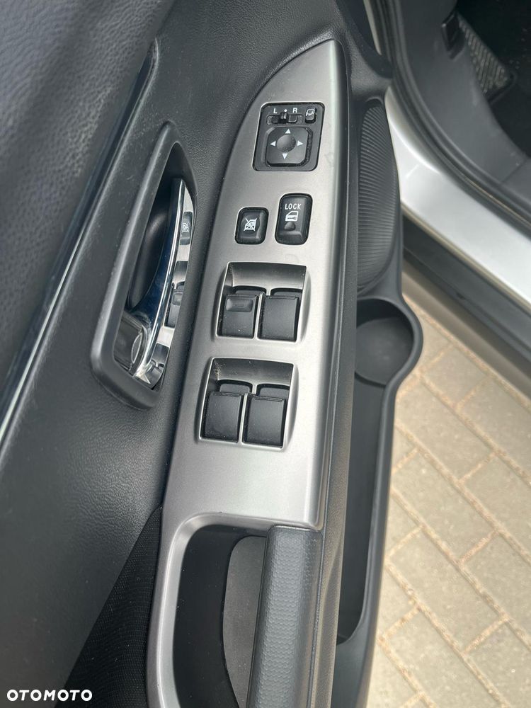 Mitsubishi Outlander 2.0 2WD CVT Active - 8