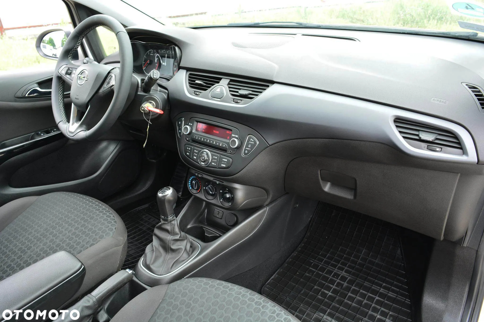 Opel Corsa 1.4 T Enjoy S&S - 23