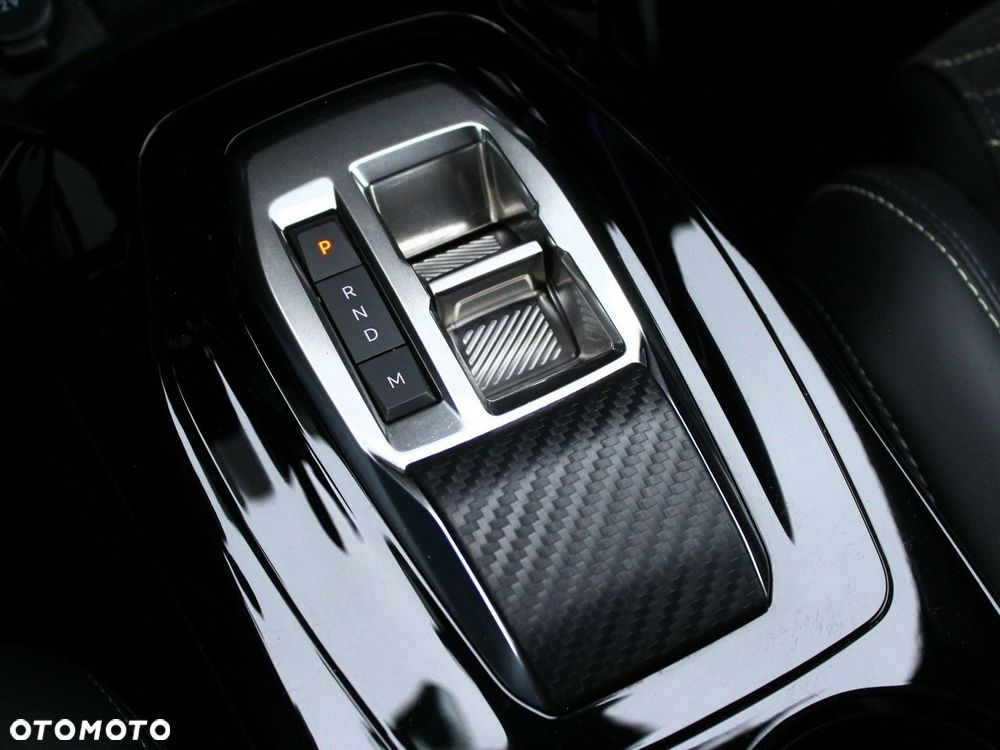 Peugeot 2008 1.2 PureTech GT S&S EAT8 - 20