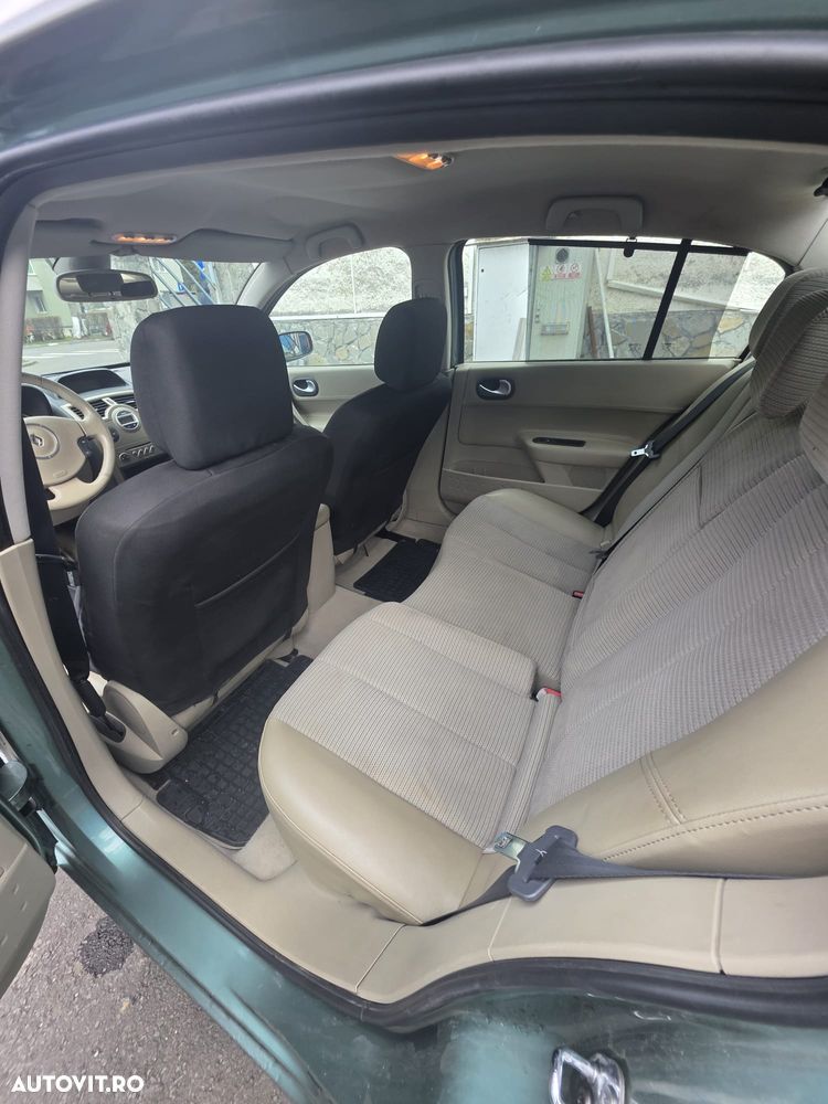 Renault Megane 1.6 16V Privilege - 7