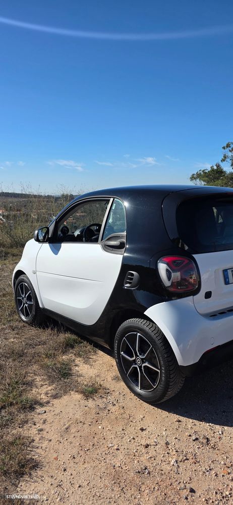 Smart ForTwo Coupé EQ passion edition nightsky - 4
