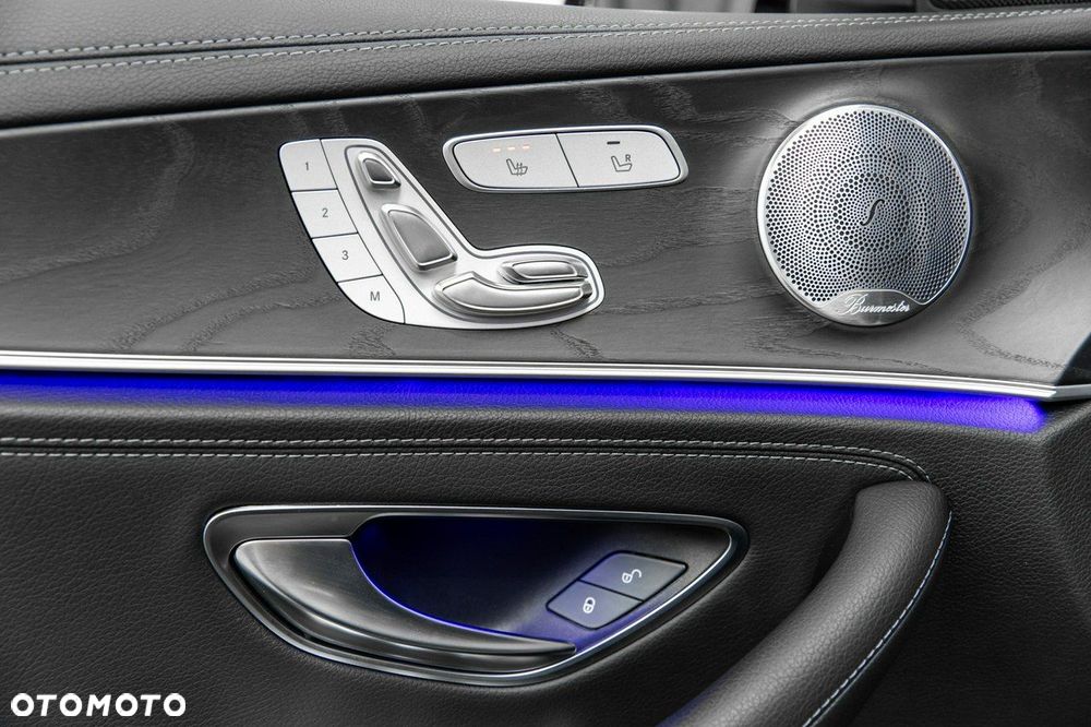 Mercedes-Benz Klasa E - 25