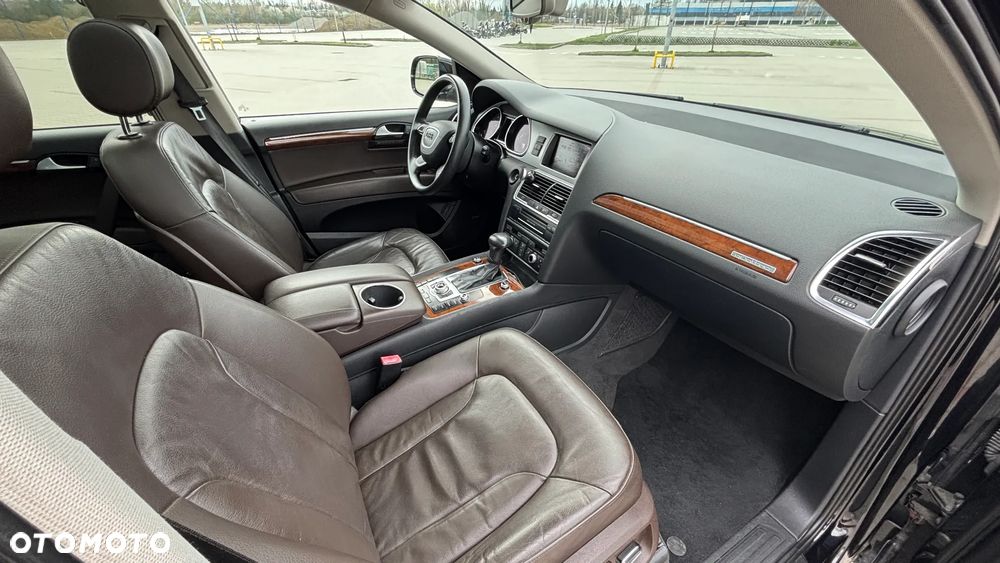 Audi Q7 3.0 TFSI Quattro Tiptronic - 22