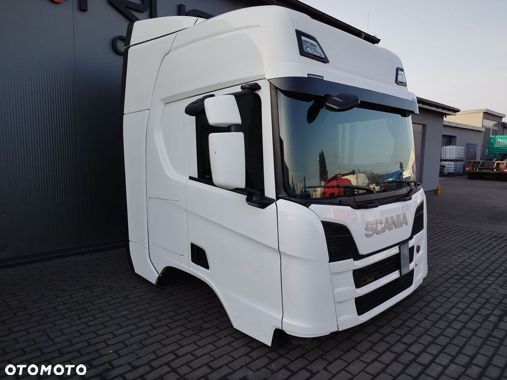 KABINA SCANIA R NTG - 2