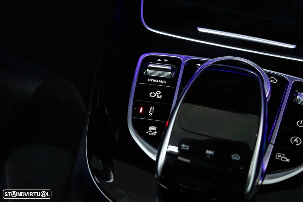 Mercedes-Benz E 43 AMG 4-Matic - 21