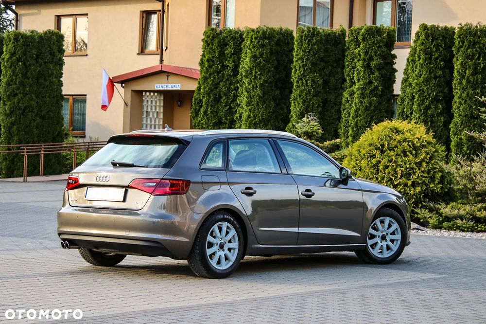 Audi A3 Sportback 1.4 TFSI Attraction - 7