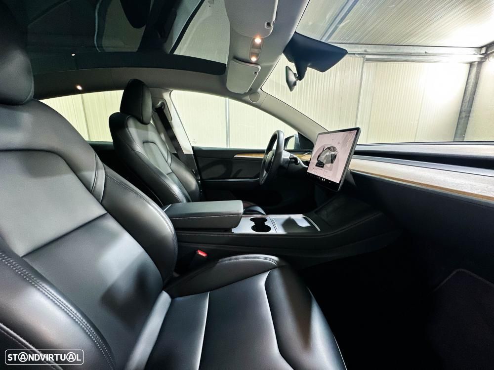 Tesla Model Y Long Range Dual Motor AWD - 30