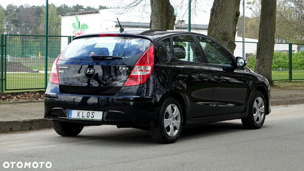 Hyundai i30 i30cw 1.4 UEFA EURO 2012 Edition - 33