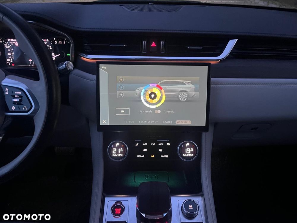 Jaguar F-Pace P400 AWD Sport - 34