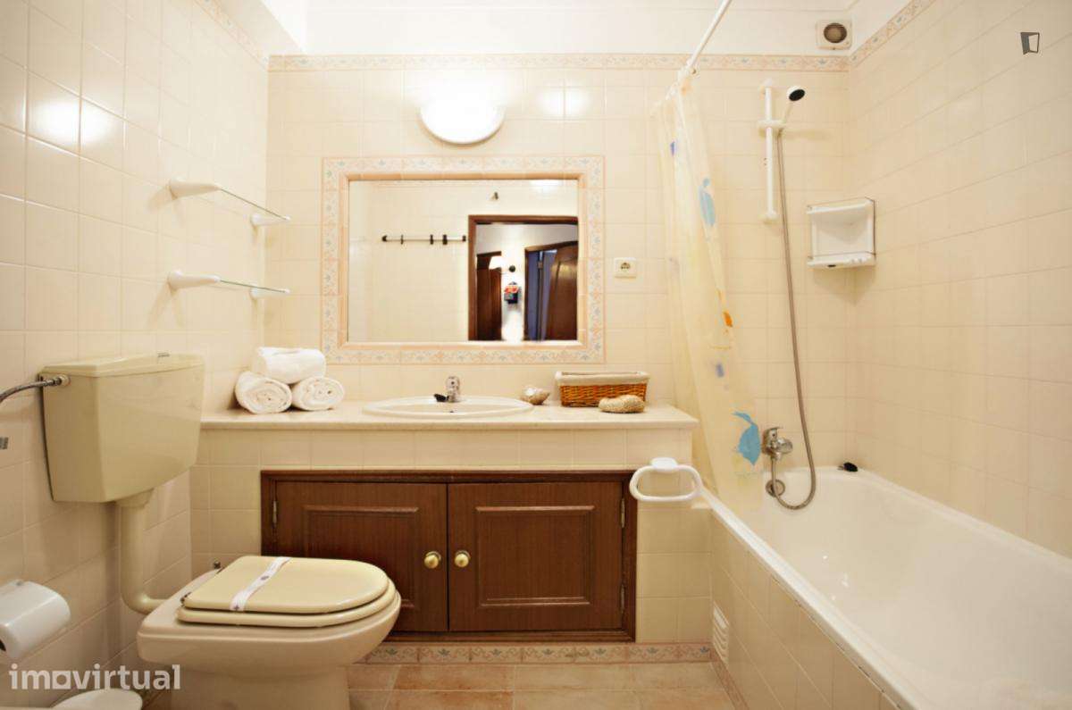 Apartamento com 2 quartos - localizado em Tavira - Grande imagem: 2/12