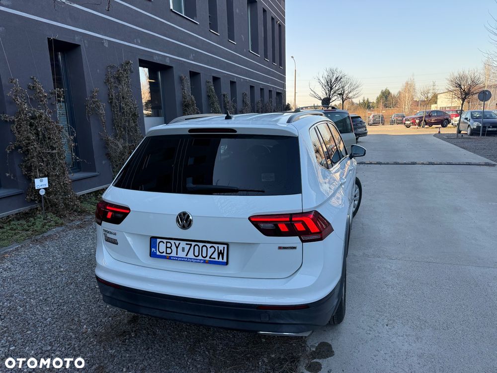 Volkswagen Tiguan Allspace 2.0 TSI 4Mot Highline DSG - 4