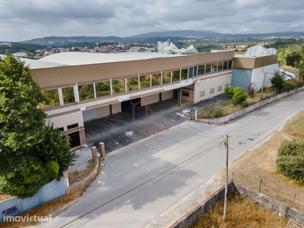 Armazém em Vilar dos Prazeres, Ourém, com 13.020 m² de terreno. - Grande imagem: 5/26