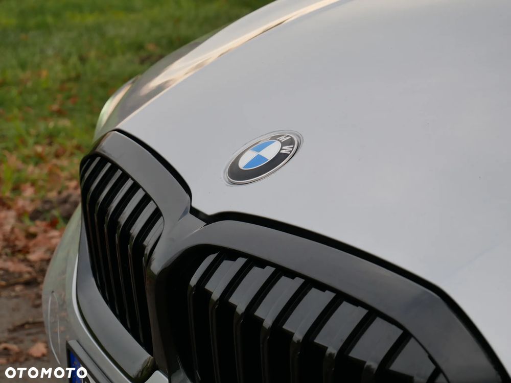 BMW Seria 3 320d MHEV - 11