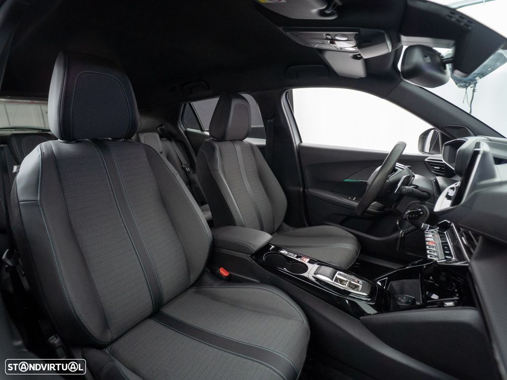 Peugeot 2008 1.5 BlueHDi Allure Pack EAT8 - 35
