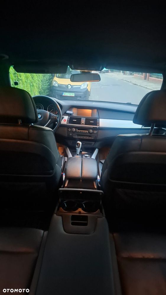 BMW X5 3.0sd xDrive - 12